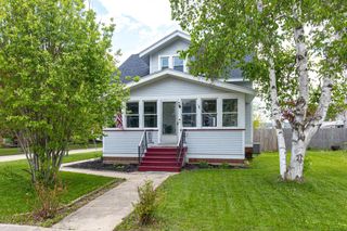 805 W 9TH AVENUE, Oshkosh, WI 54902