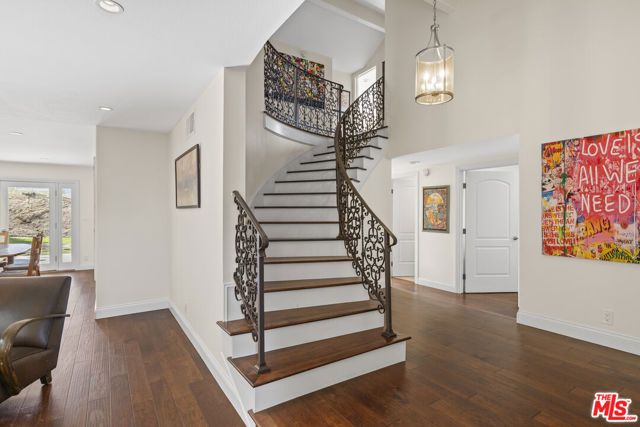 3804 Vista Linda Drive, Encino (los Angeles), CA 91316