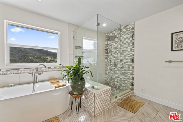 3804 Vista Linda Drive, Encino (los Angeles), CA 91316