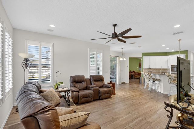 4473 BERRY OAK DRIVE, Apopka, FL 32712