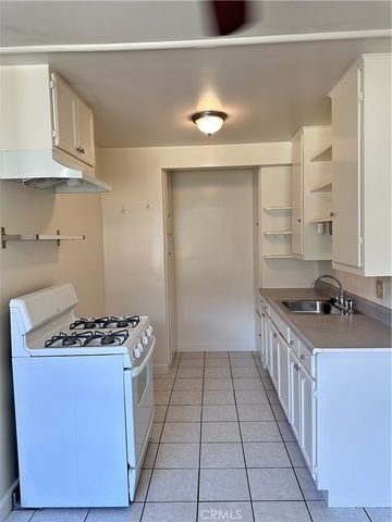 5662 Fountain, Los Angeles, CA 90028