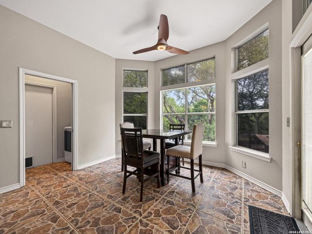 8730 Iliad, Universal City, TX 78148