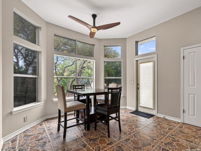 8730 Iliad, Universal City, TX 78148