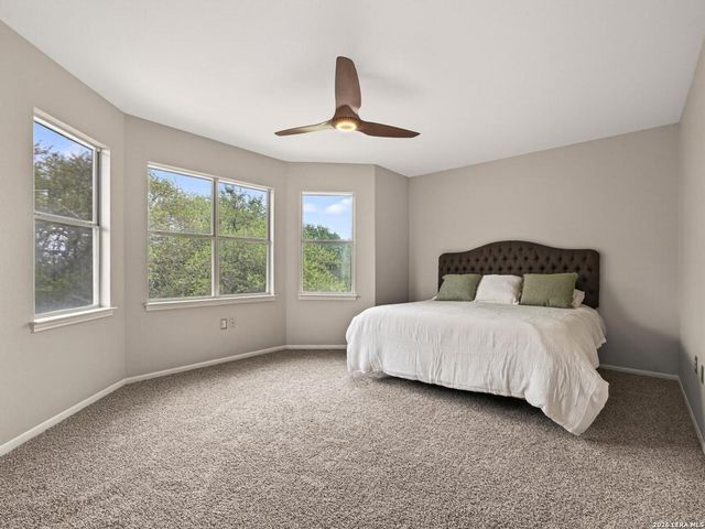 8730 Iliad, Universal City, TX 78148