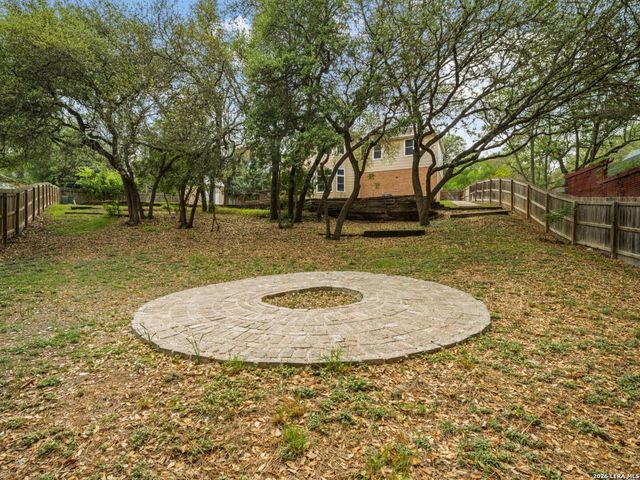 8730 Iliad, Universal City, TX 78148