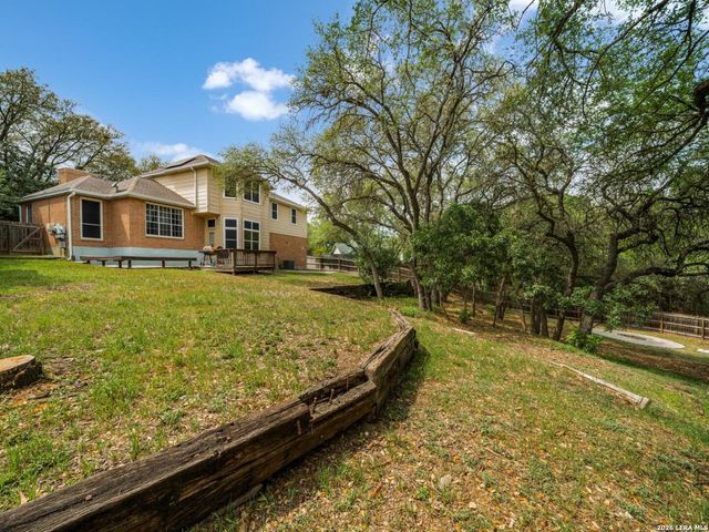 8730 Iliad, Universal City, TX 78148