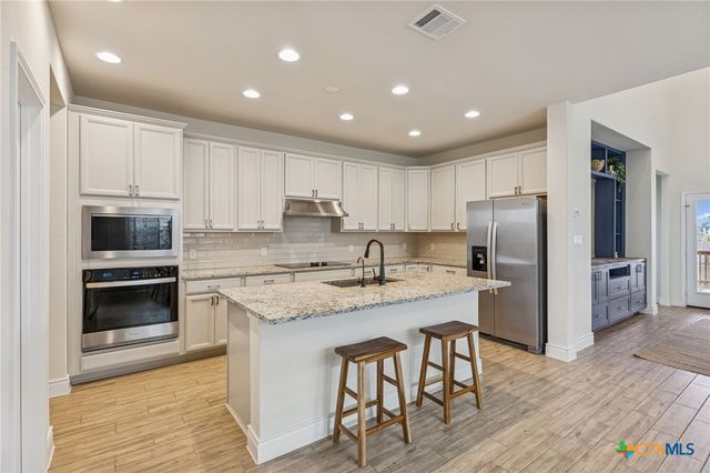 4008 Wild Bloom Road, Seguin, TX 78155