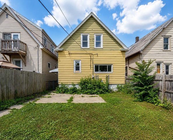 3358 N 25th STREET, Milwaukee, WI 53206