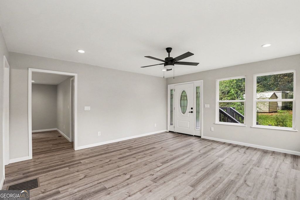 219 Lake Circle, Newnan, GA 30263 — photo 3
