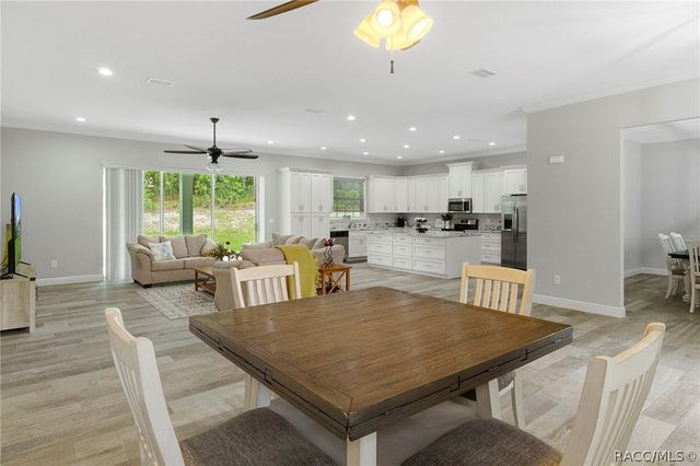 4464 N Elkcam Boulevard, Beverly Hills, FL 34465