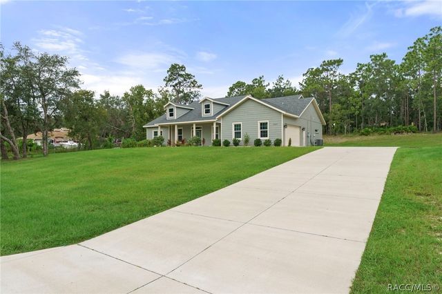 4464 N Elkcam Boulevard, Beverly Hills, FL 34465