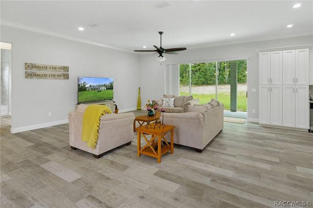 4464 N Elkcam Boulevard, Beverly Hills, FL 34465