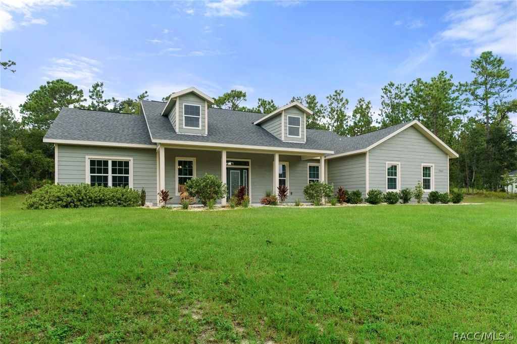 4464 N Elkcam Boulevard, Beverly Hills, FL 34465