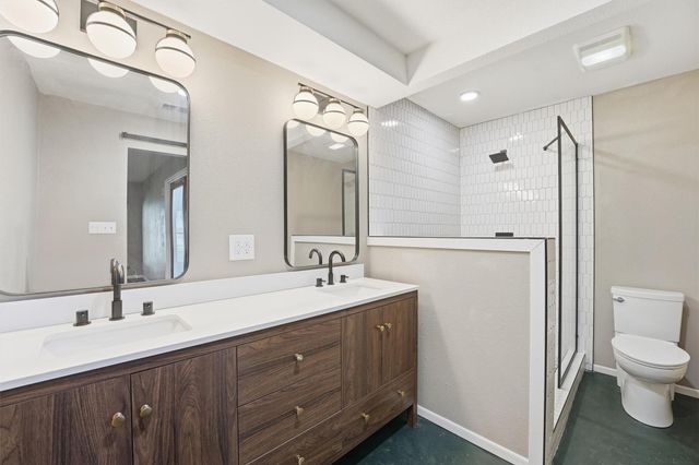 5610 County Road 823, West Columbia, TX 77486