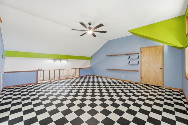 5610 County Road 823, West Columbia, TX 77486