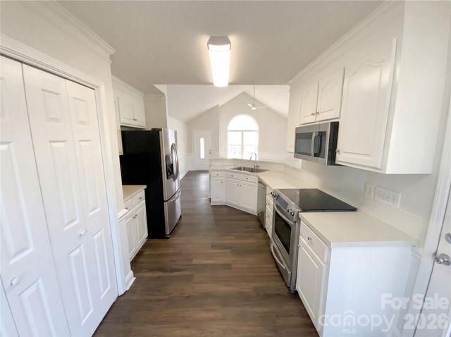 3662 Farm Lake Drive SW, Concord, NC 28027