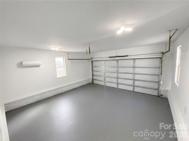 3662 Farm Lake Drive SW, Concord, NC 28027