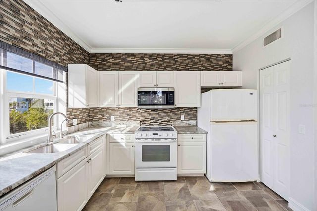 3923 CAPE HAZE DRIVE 306, Rotonda West, FL 33947