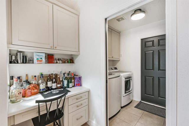 321 Pine Creek Drive, Friendswood, TX 77546