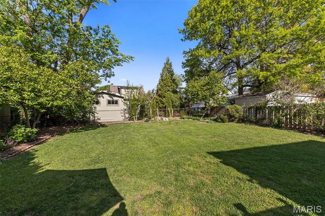 2031 Bellevue Avenue, Maplewood, MO 63143