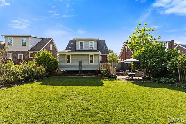 2031 Bellevue Avenue, Maplewood, MO 63143