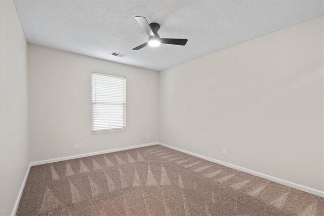 200 NW JACKIE Avenue, Grain Valley, MO 64014