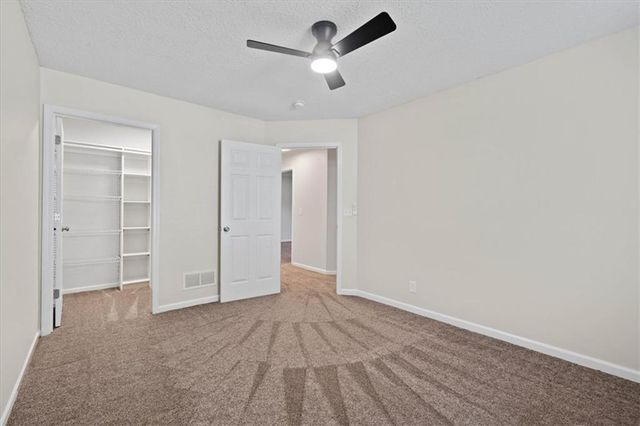 200 NW JACKIE Avenue, Grain Valley, MO 64014