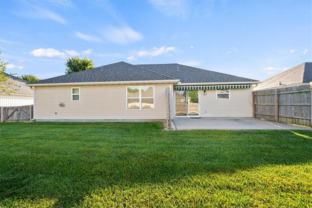 200 NW JACKIE Avenue, Grain Valley, MO 64014