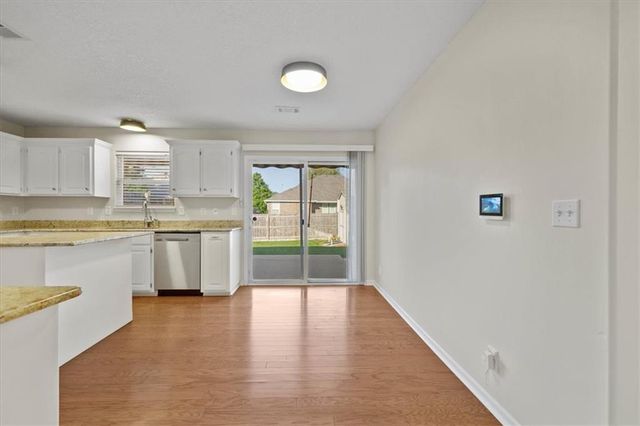 200 NW JACKIE Avenue, Grain Valley, MO 64014