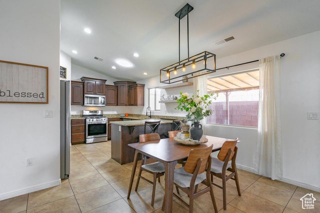 1024 PAINTED CLOUD PL, Washington, UT 84780