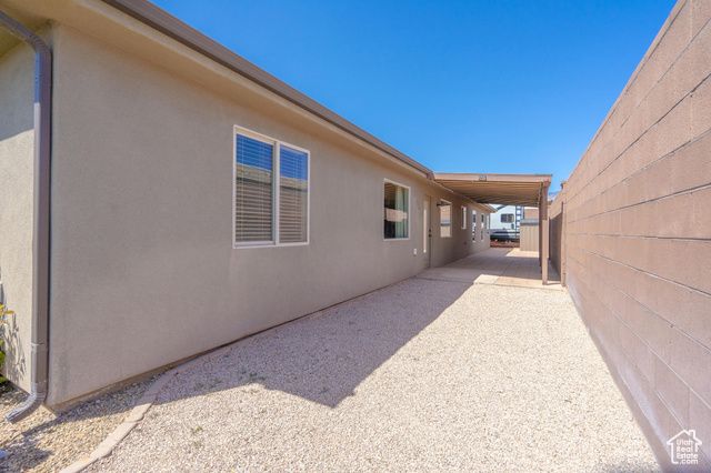 1024 PAINTED CLOUD PL, Washington, UT 84780