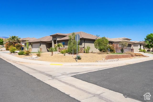 1024 PAINTED CLOUD PL, Washington, UT 84780