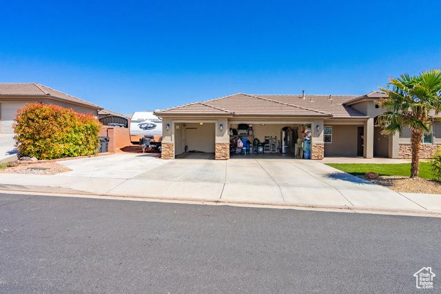 1024 PAINTED CLOUD PL, Washington, UT 84780