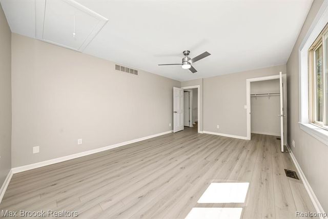 6096 Darramoor Road, Bloomfield Hills, MI 48301