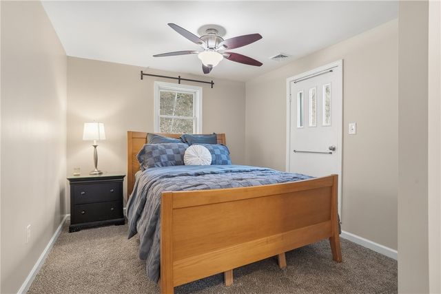 142 Twin Lakes Dr, Jackson Twp, PA 16063