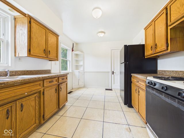 3009 Fairview Street, Anderson, IN 46016