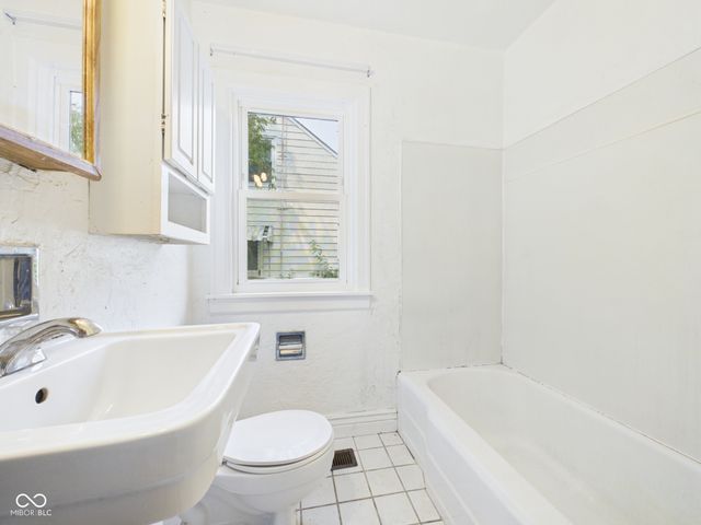 3009 Fairview Street, Anderson, IN 46016
