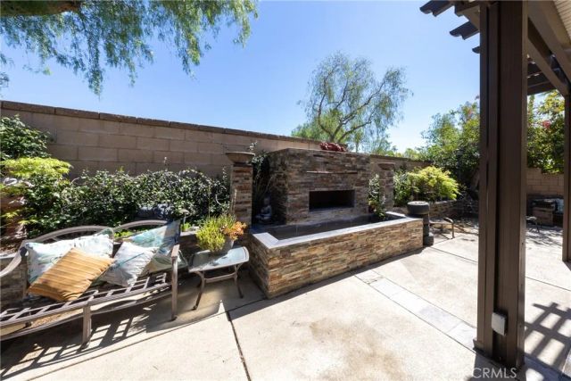 5537 Hartness Court, Fontana, CA 92336