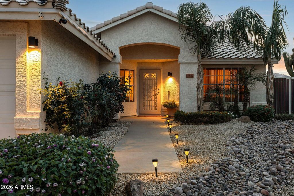 14832 N 42ND Place, Phoenix, AZ 85032 — photo 2