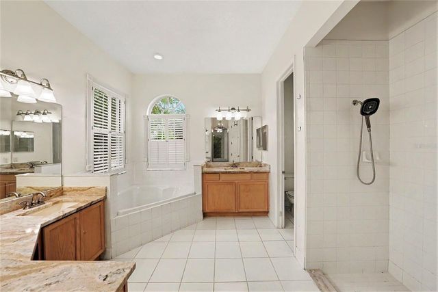 12516 LEATHERLEAF DRIVE, Tampa, FL 33626