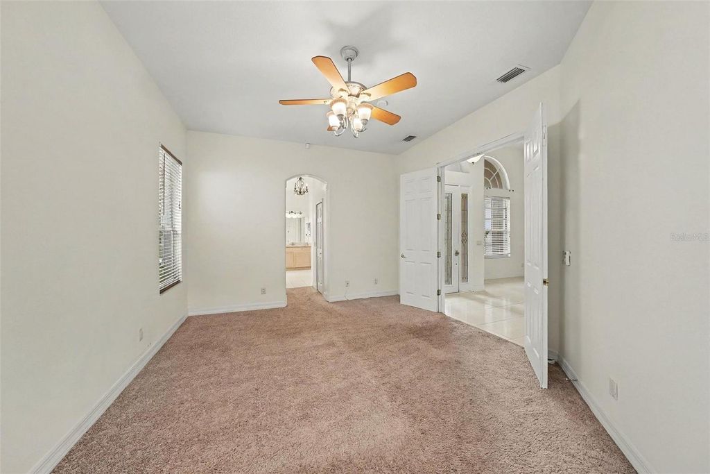 Image 14 of property listing at 12516 LEATHERLEAF DRIVE, Tampa, FL 33626