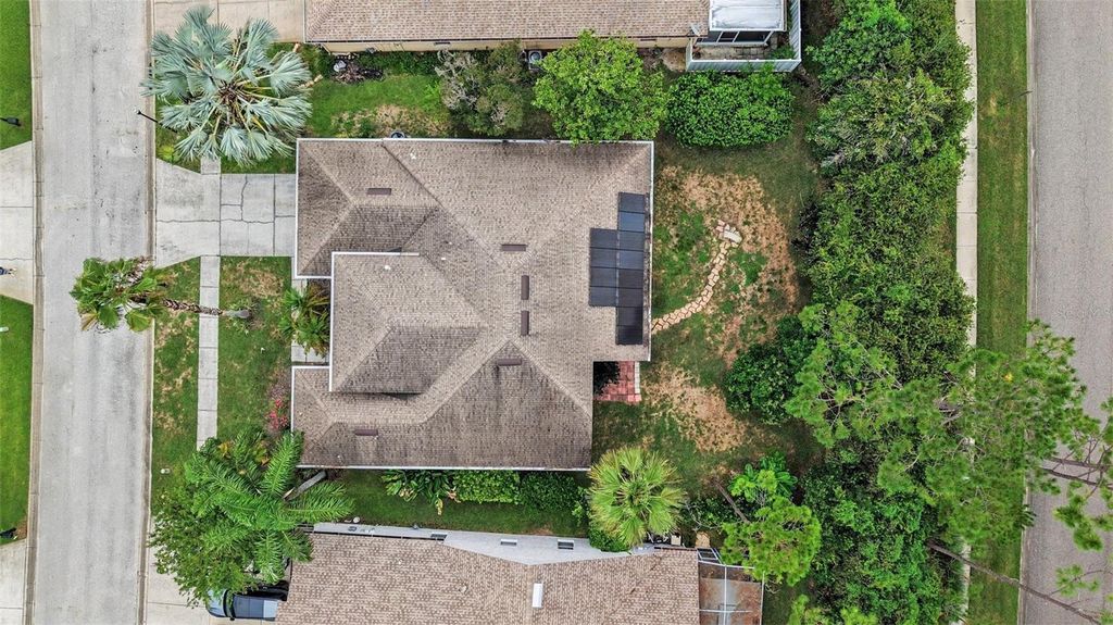 Image 26 of property listing at 12516 LEATHERLEAF DRIVE, Tampa, FL 33626