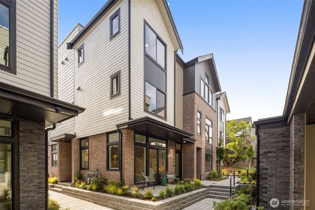 8323 A 12th Avenue NW, Seattle, WA 98117