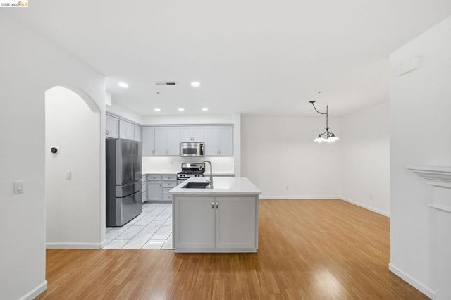 4132 Clarinbridge Cir, Dublin, CA 94568