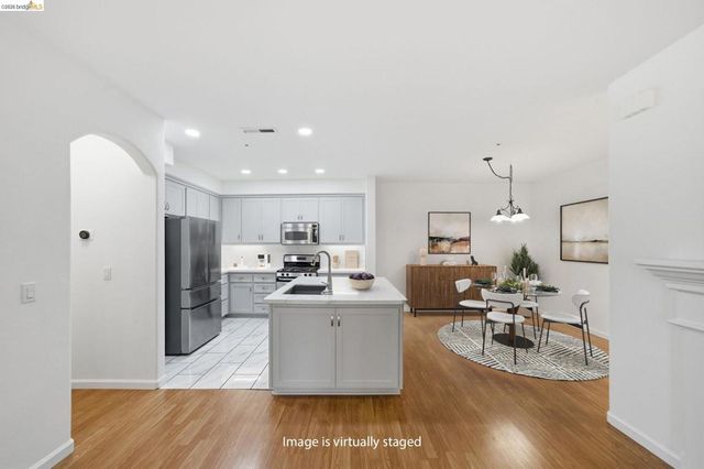 4132 Clarinbridge Cir, Dublin, CA 94568