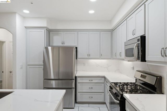 4132 Clarinbridge Cir, Dublin, CA 94568