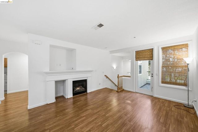 4132 Clarinbridge Cir, Dublin, CA 94568