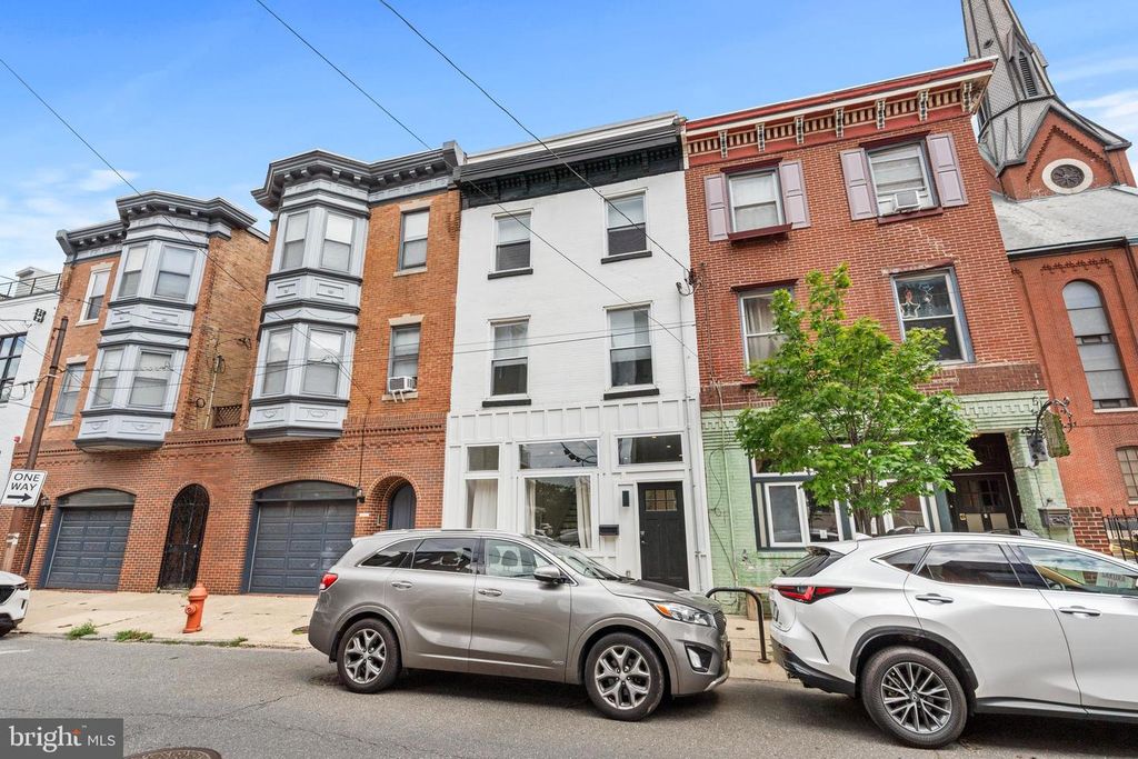 715 N 4TH ST, Philadelphia, PA 19123