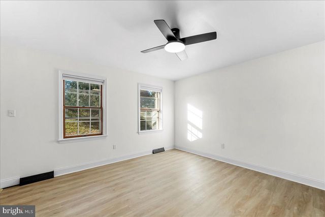 1001 WEIBLE DR, Coatesville, PA 19320