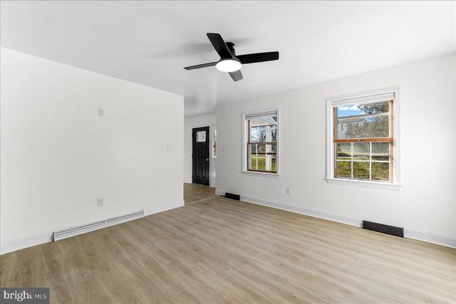 1001 WEIBLE DR, Coatesville, PA 19320